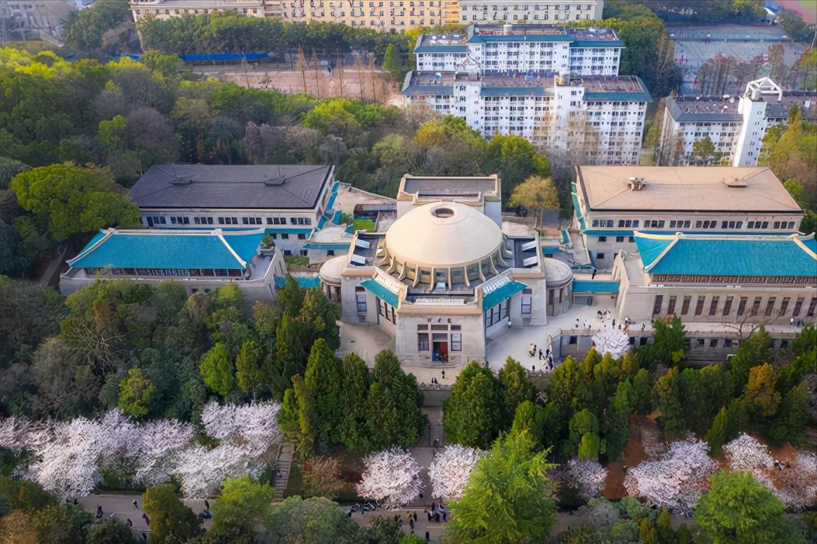 湖北高校排名最新公布，三峡大学未进前三档，前两档次毋庸置疑