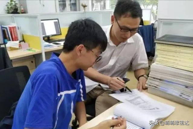 毕业人数突破1000万，象牙塔出来的“廉价”大学生，为何不值钱？