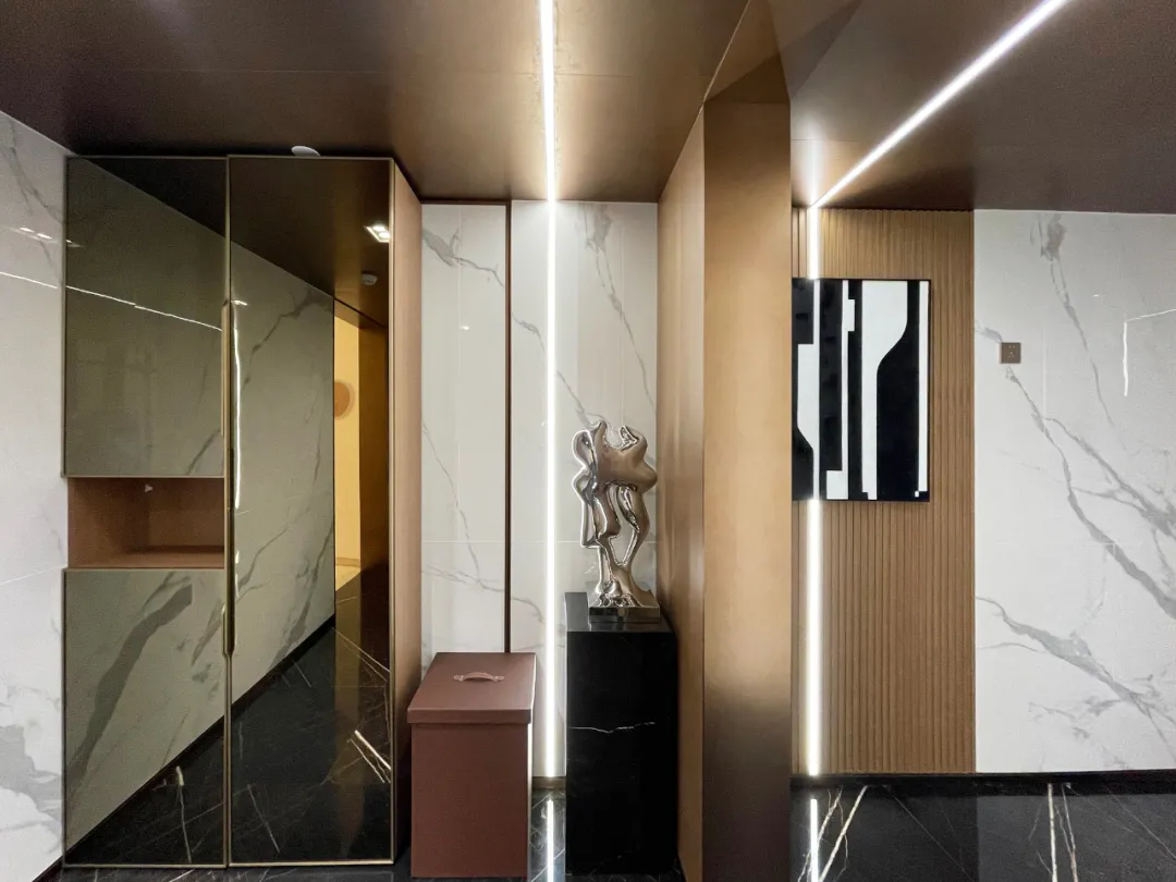 一线270°临湖观景，武汉健康科技住宅的“天花板”