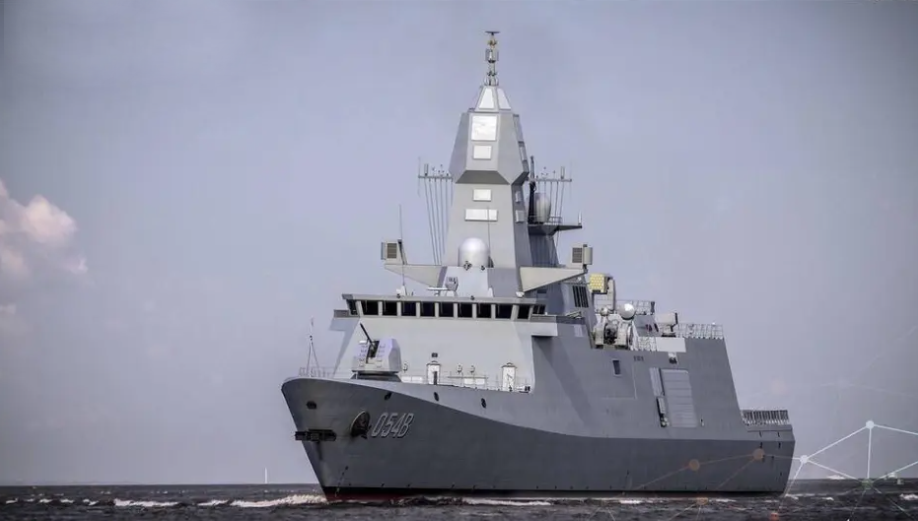 �й�ȫ�ܻ�����054B�س�������ȫ���ƽ������ˣ�һ���ĵ�ָ�տɴ�