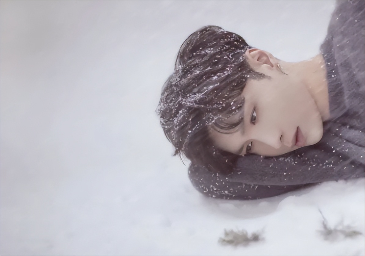 不是张艺兴不真实，而是他这么多年都把时间花在自己的唱跳事业上