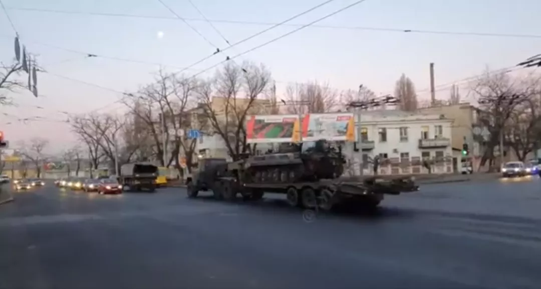 ͻ��������1��ʿ��������Ӣ���µ�ҩ��·�����ڿ�սԤ�׾���