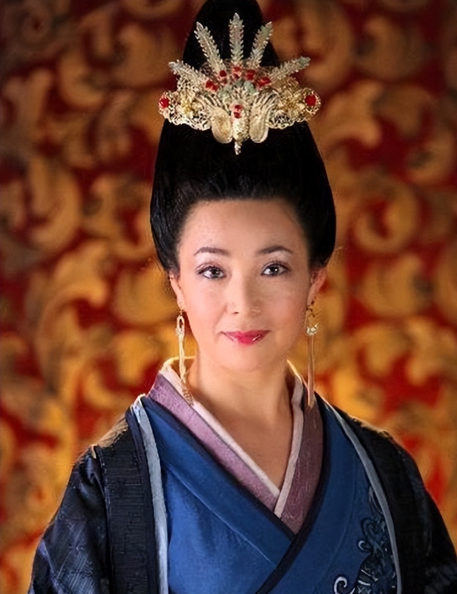 这10位母亲专业户，烟火气又不失魅力，都是中国人心中母亲的模样