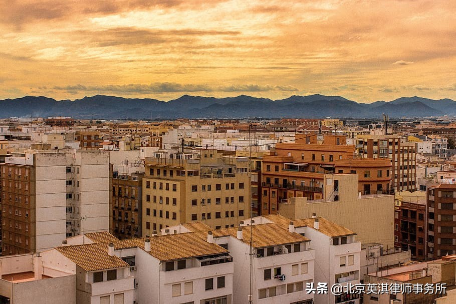 胜诉！给无证自建房的履行交房义务决定书违法