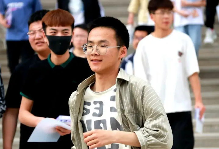 可以“捡漏”的三所985高校，录取分数不是很高，就业前景却很好