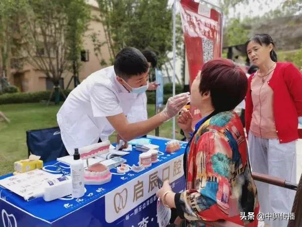 基层服务齐参与 温馨和谐庆五一