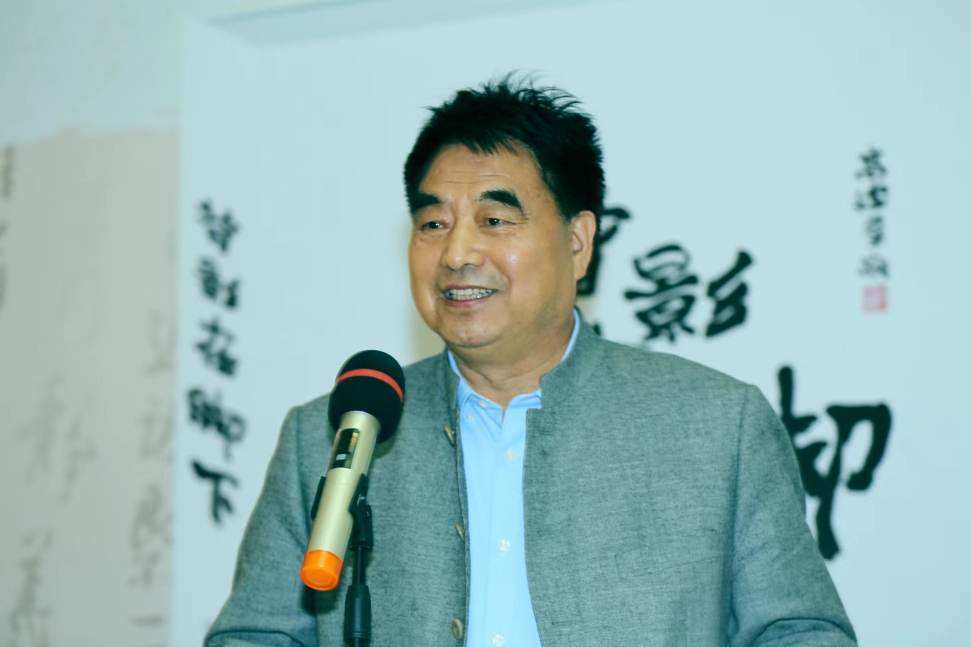 ��С�쳤ƪС˵����Ӱ�ڽ��¡�������̸���ڰ�����Ǿٰ�