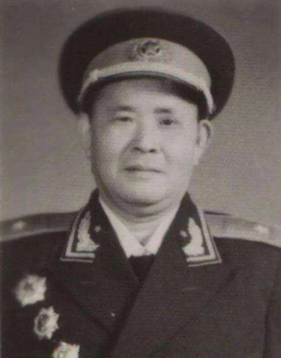 南京军事学院战役系首届学员名单大全：授衔情况，毕业分配去向