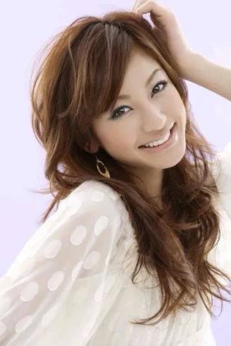 日本知名女模西山茉希