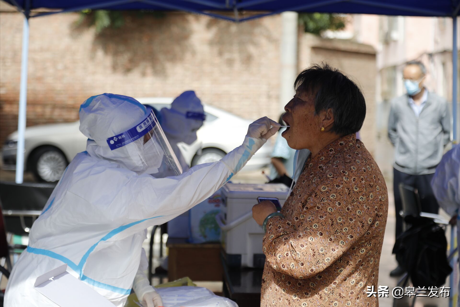 ����ʹ�ס�������̡����ػ�������־Ը�족 ��͸���������ء���ȫɫ��