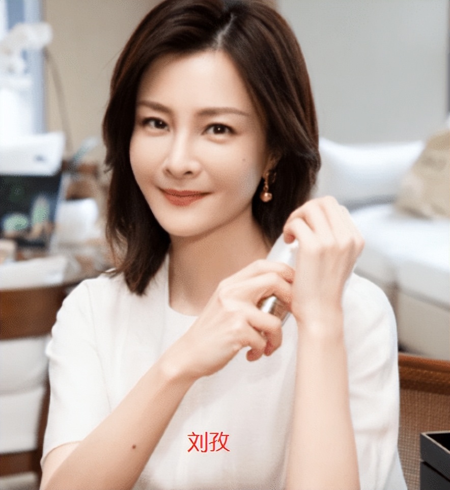 11年后再回顾高圆圆，遇到“真命天子”前，她究竟付出了多少？