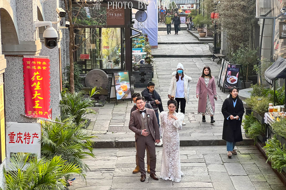 比洪崖洞更美的重庆老街，由苏东坡命名，保存了大量的重庆古建筑