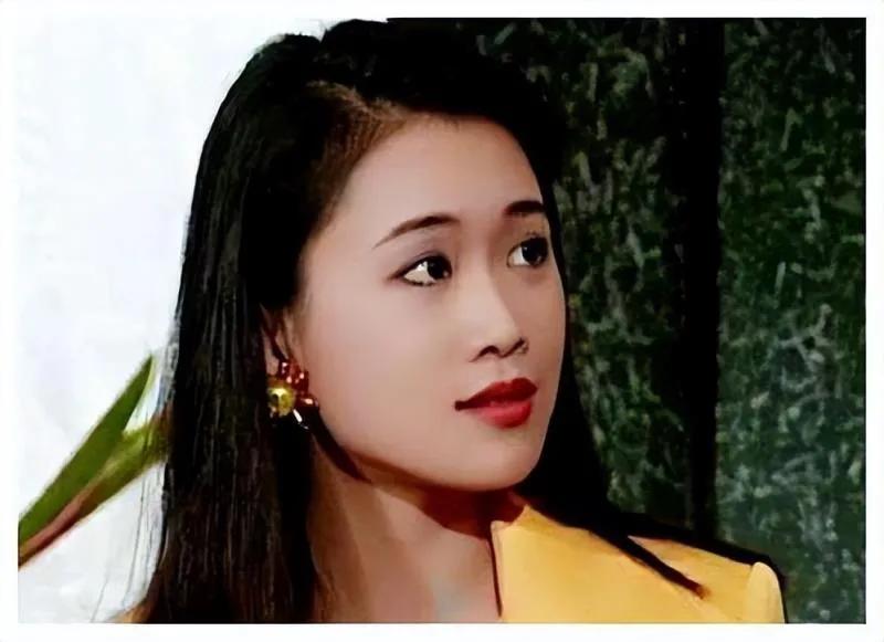 看了这几位女港星，才知道什么叫真正的“一眼万年”