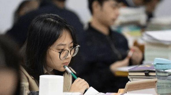 英语四六级没过，有两次挂科，考研复试还有希望吗？