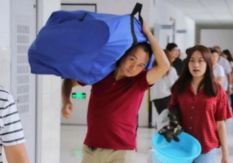 大学学费不同幅度“上涨”，未来恐普遍不低于4千，家长感到心慌