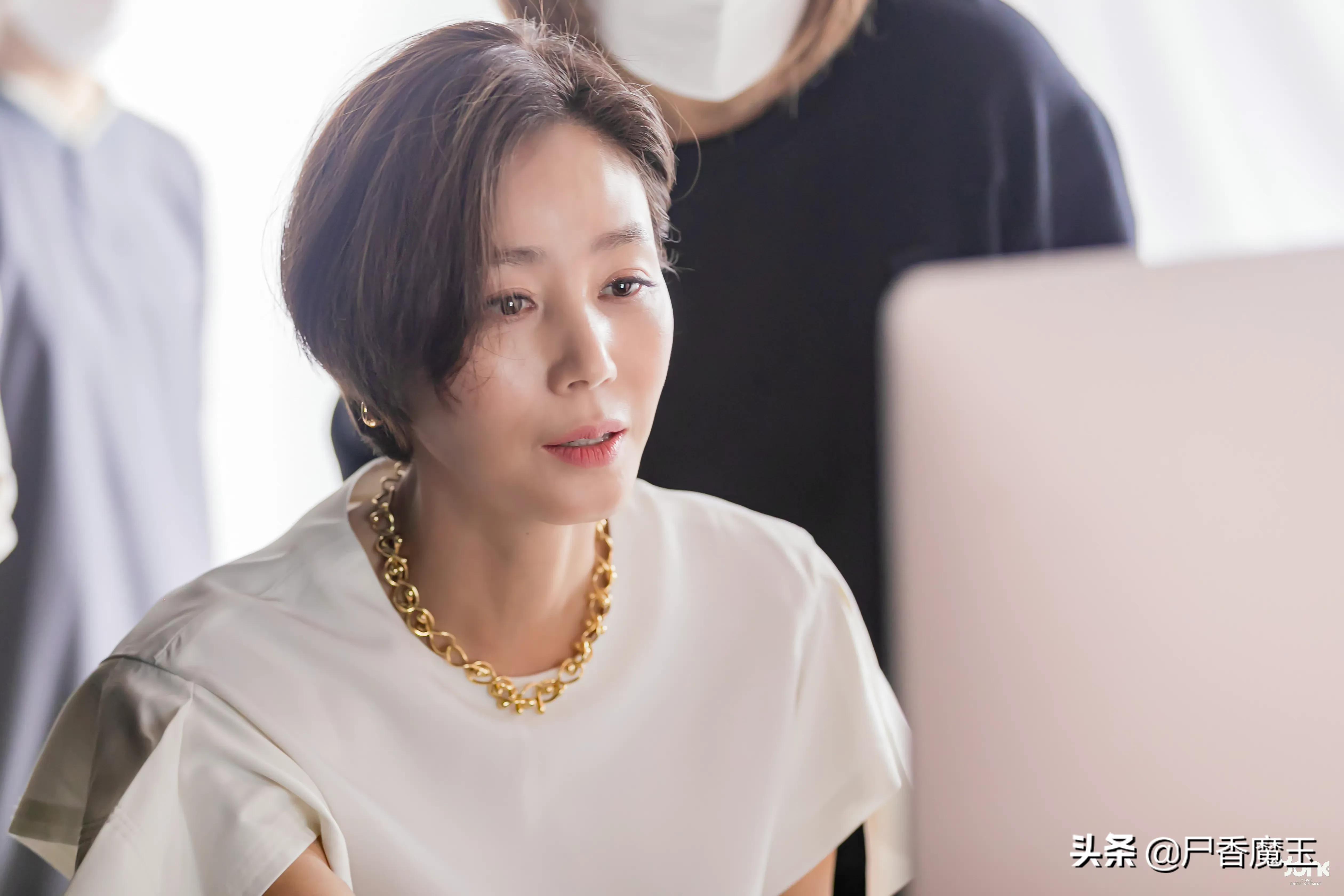 韩国最美妈妈金成玲