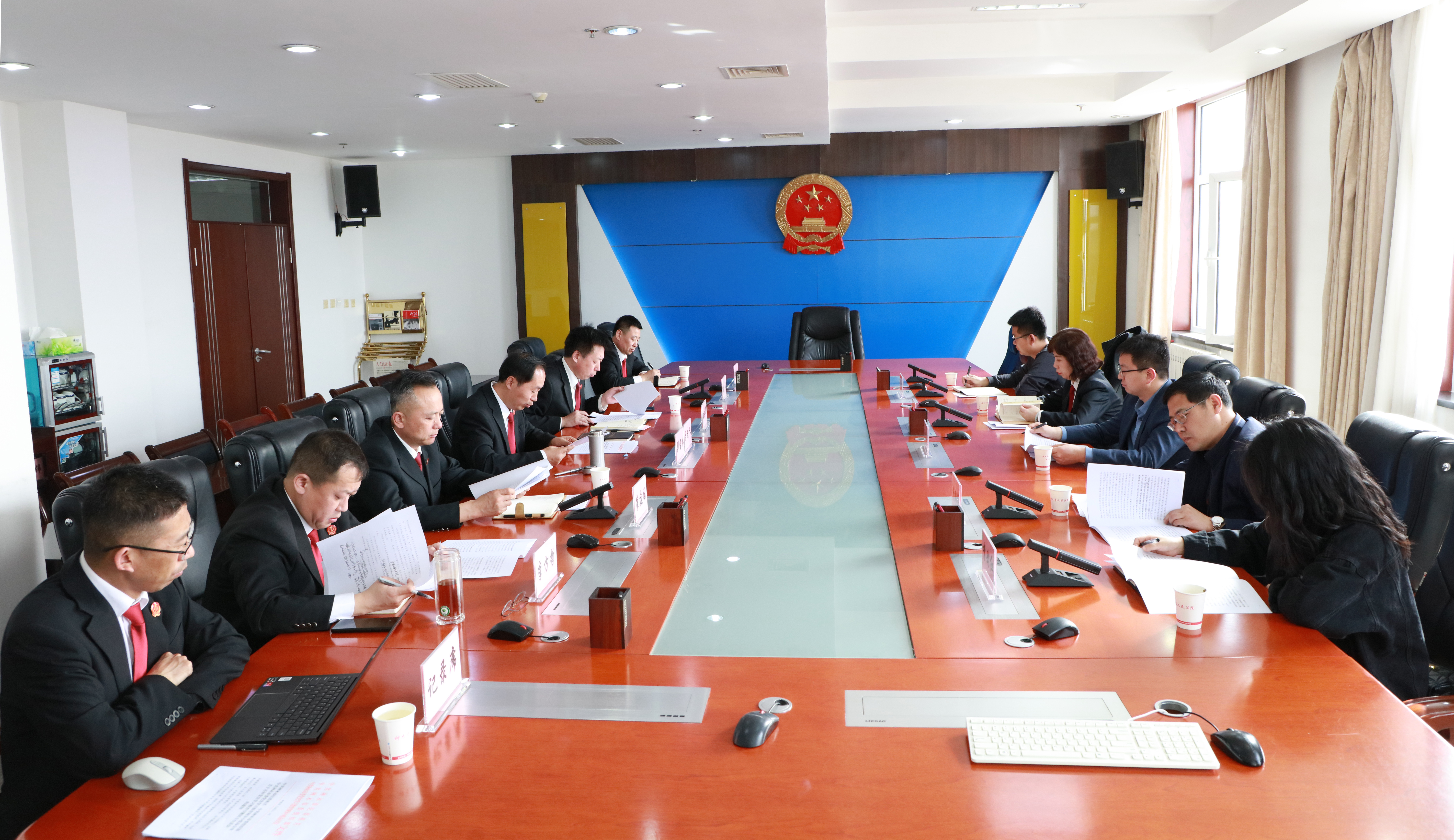 神木法院召开党史学习教育专题民主生活会