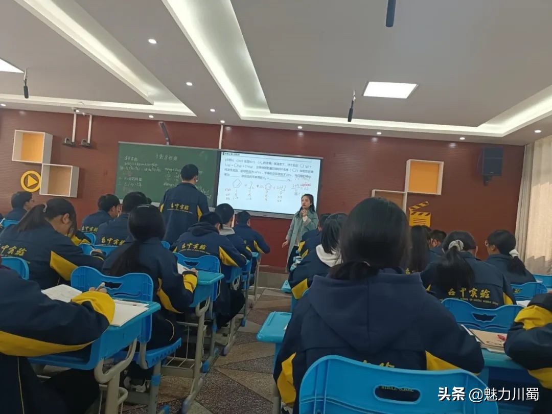 三台中学实验学校：追风赶月莫停留，教研之路绽芳华