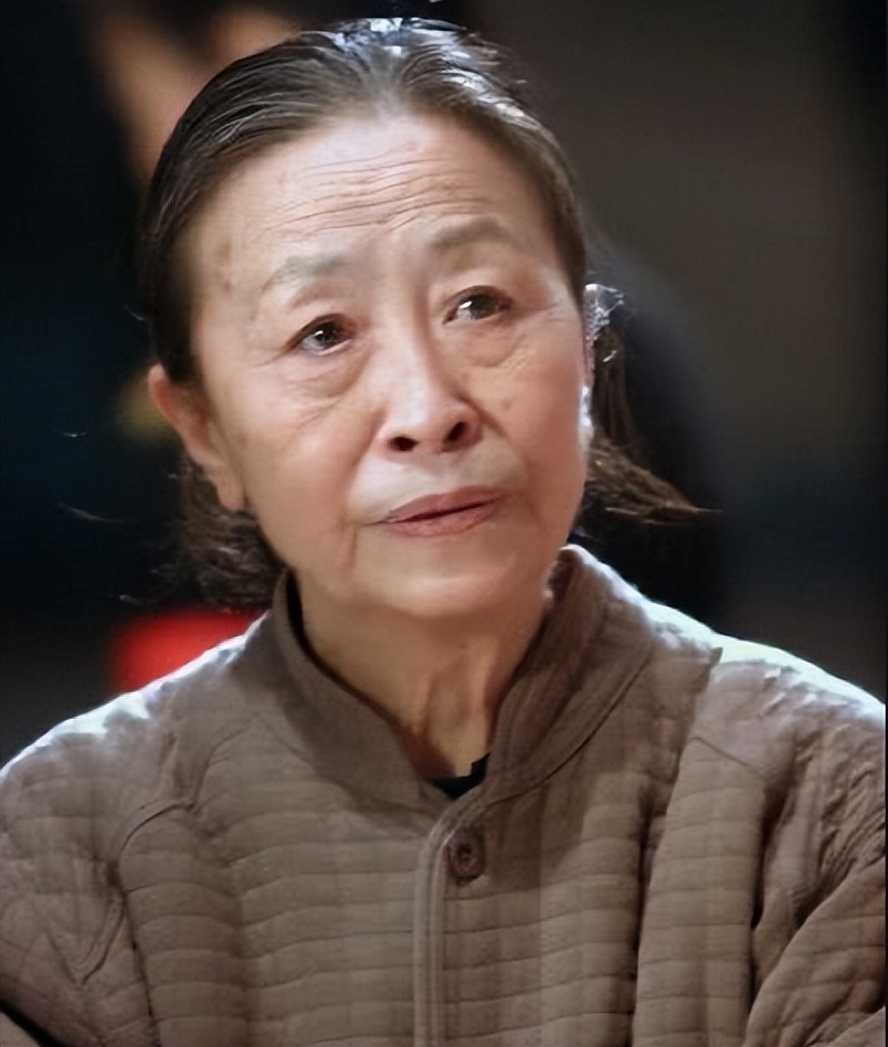 这10位母亲专业户，烟火气又不失魅力，都是中国人心中母亲的模样