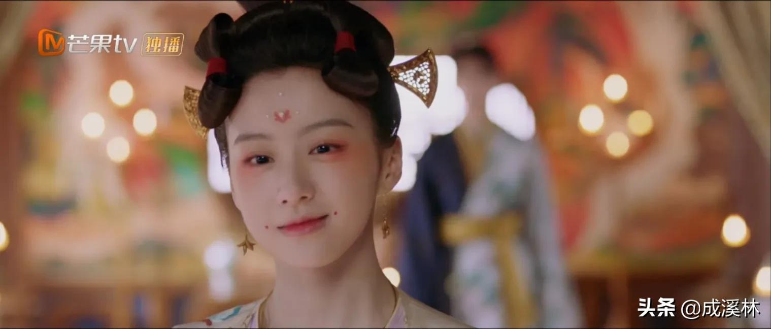 现代海后与古代海王的较量，谁更胜一筹？一切尽在《花朝秋月夜》