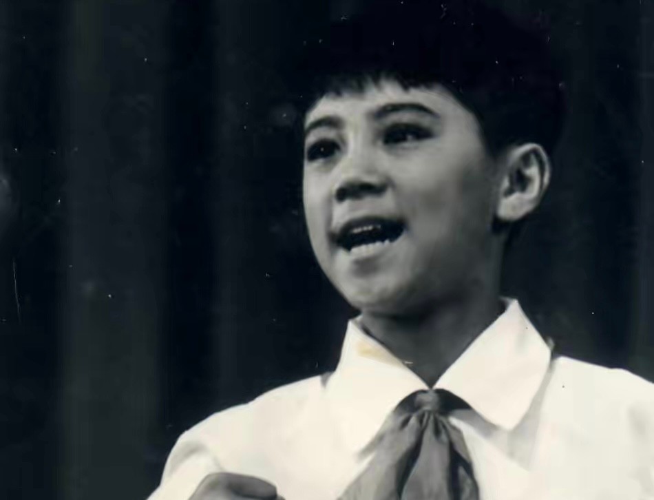 不仅名气大，军衔也高到吓人！这12个明星，个个一身正气堪称清流