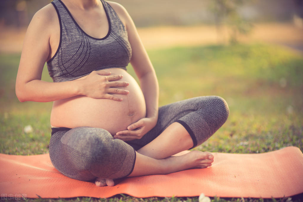 孕期肚子一跳一跳的怎麼回事，了解這幾個真相心裡不發慌