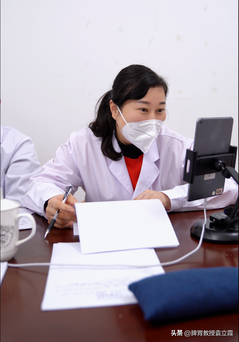 反流性食管炎需要长期吃奥美拉唑(拖了四，五年的反流性食管炎，只能靠吃奥美拉唑)