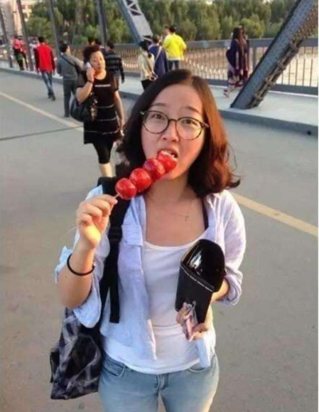 北大章莹颖在美国遇害已4年，男友完成她遗愿，家人如今还好吗？