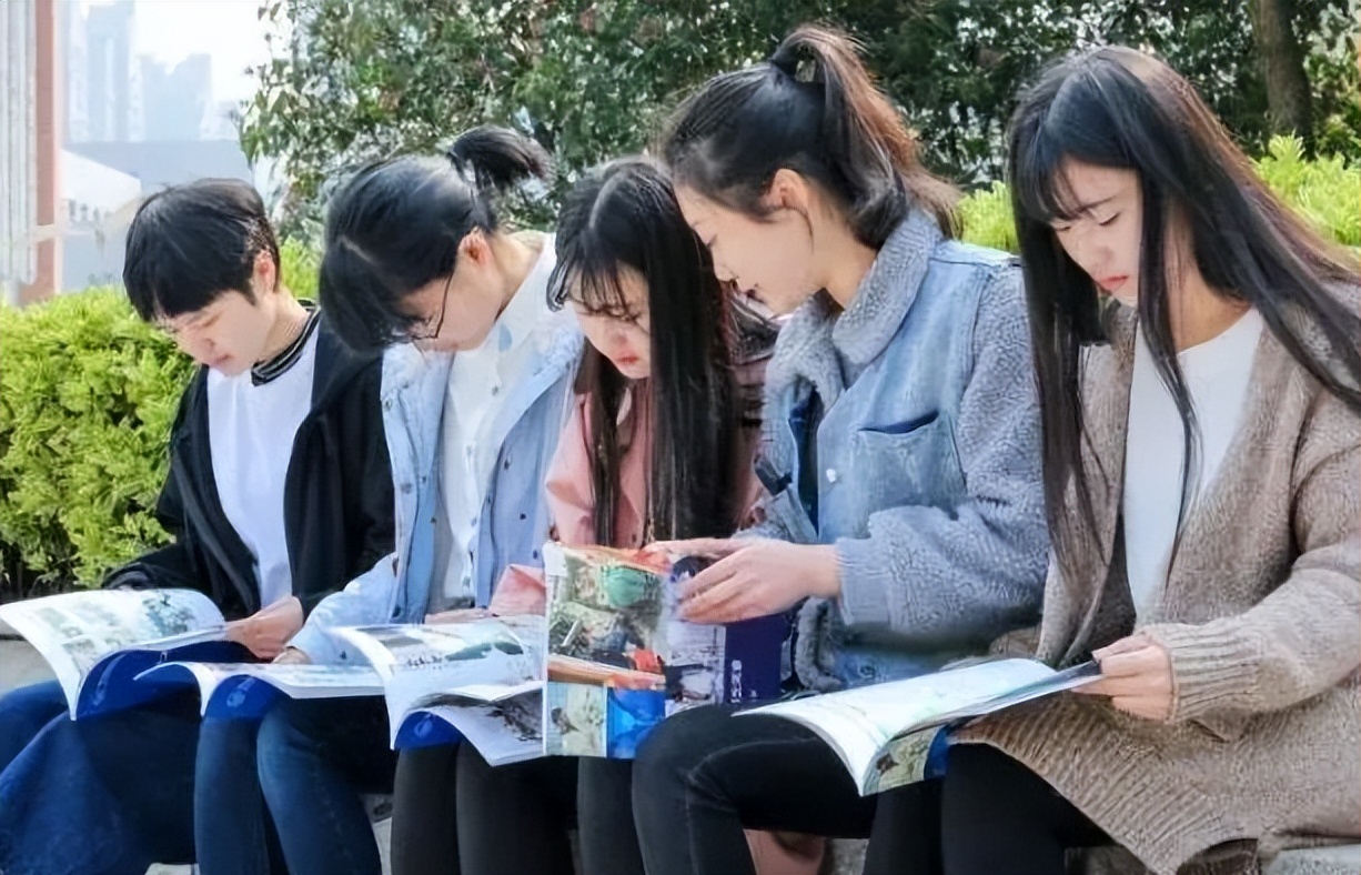 大学生普遍存在的问题（大学生迎来消息）