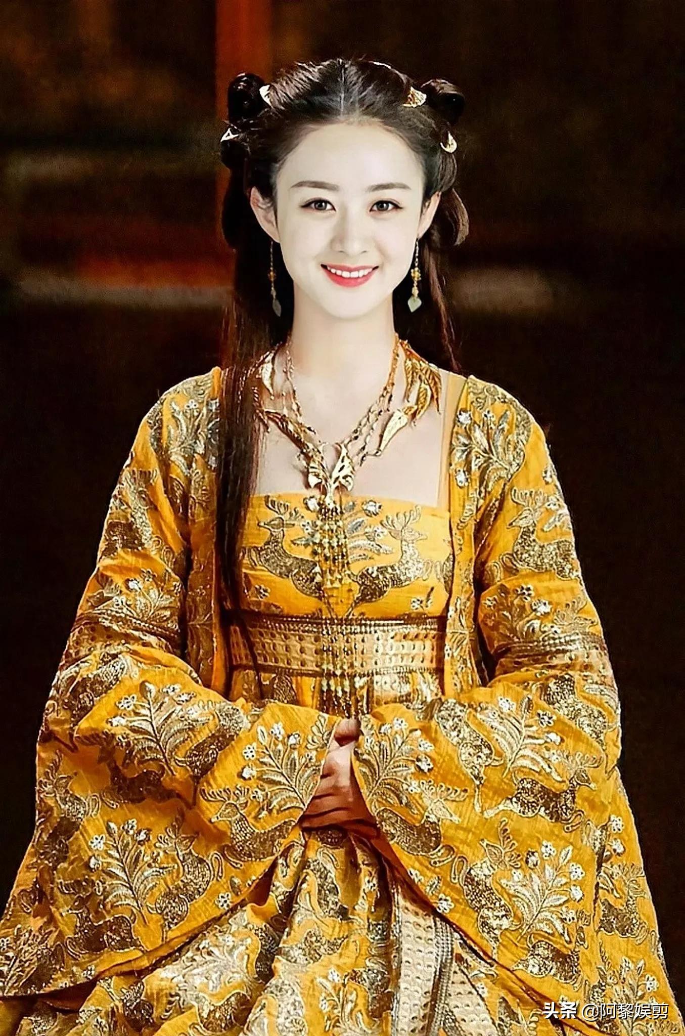 赵丽颖vs迪丽热巴新娘妆，谁更胜一筹？