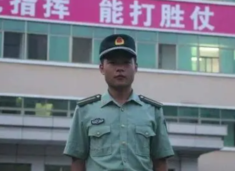 5年前，高考620分，在工地收到录取通知书的甘肃男孩，后来如何？