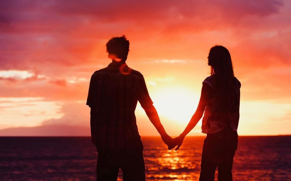 女大学生朱力亚感染艾滋病的故事