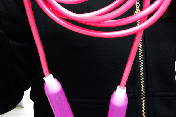 穿袜子睡觉睡得更香，是什么原因？冬天总是睡不好，试试4个技巧