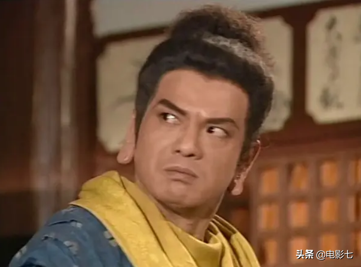 “凭一个角色走红”的5位演员，多年后境况悬殊，有人做直播带货