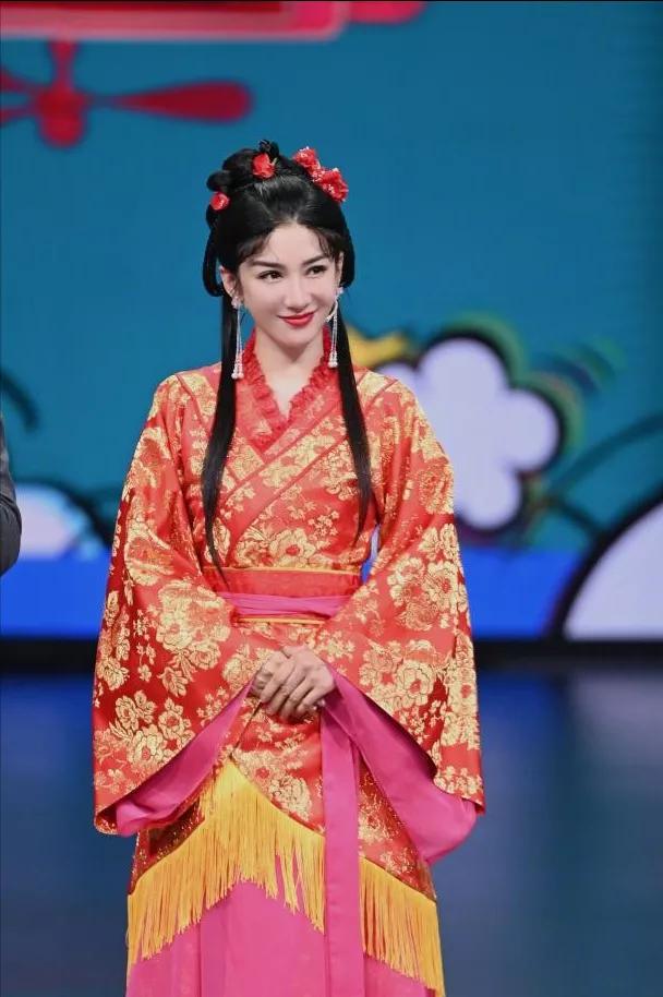 5位演员重现成名角色，“发面馒头”与“爷青回”，差距一目了然