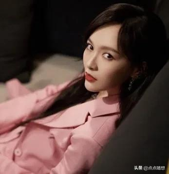 影视明星唐嫣
