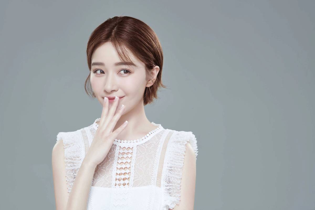 同样是“齐耳短发”，杨紫清爽减龄，迪丽热巴让人不忍直视