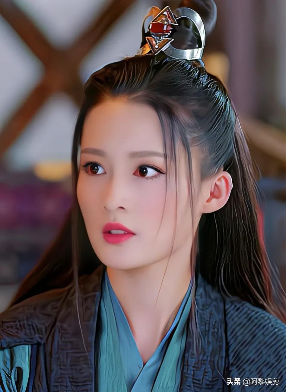 李沁古装照美若天仙