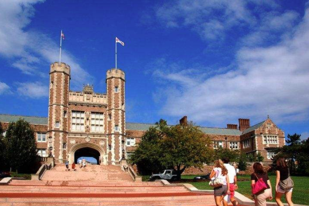 河南女神童：14岁参加高考，750分考进清华，毕业后留美不愿回国