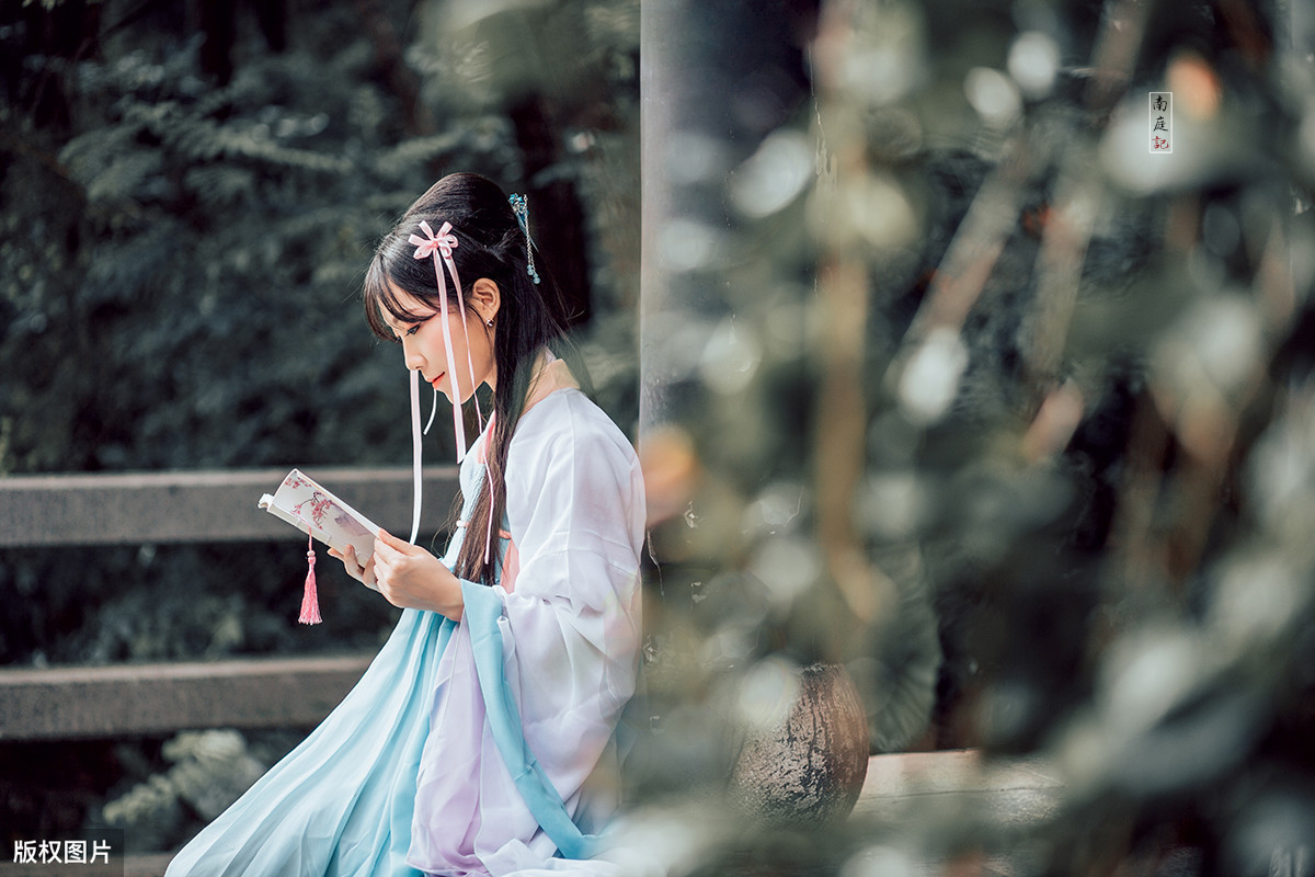 诗词,文化领域配图珍藏,近200张头条图库的古风美女图片