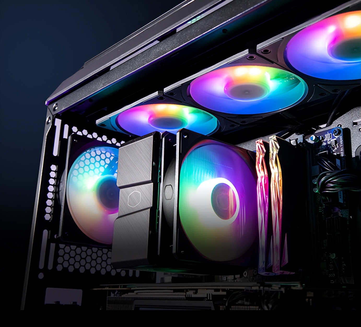 Cooler Master最新研发的莫比乌斯系列散热风扇大有来头