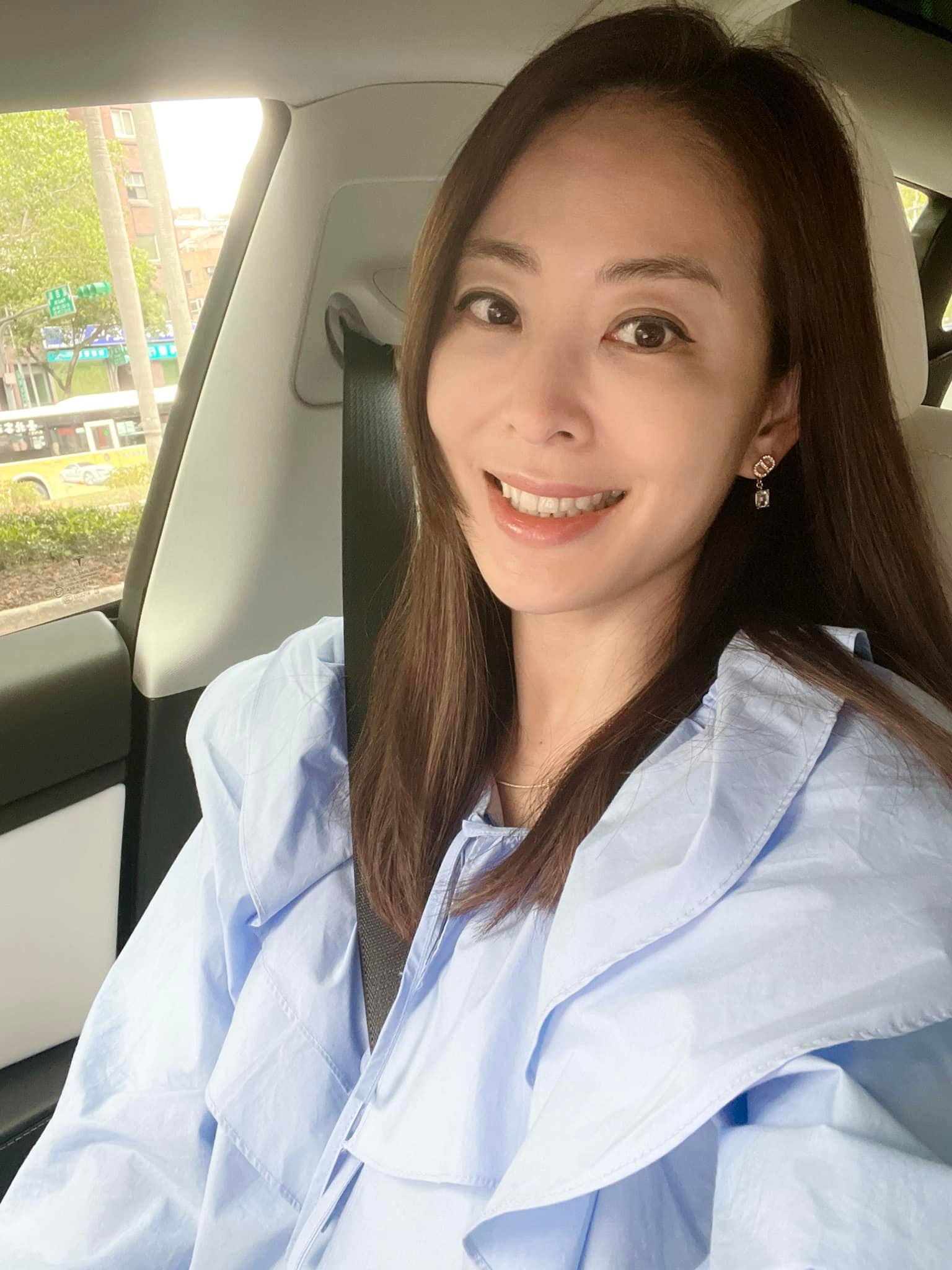 贾永婕卷入官司风波，遭母亲控诉从来没看过我，本人亲自上线回应