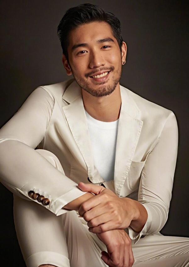 盘点十三个意外死亡的明星，黄家驹第三，张国荣第六