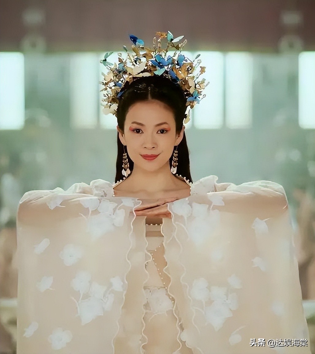 47岁钟汉良演偶像剧，30出头的女星却只能演妈，为何差距这么大？