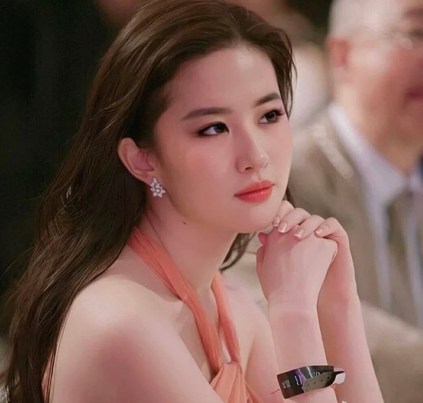 10位中年女明星生图大曝光，人间真实！谁冻龄谁老了一目了然