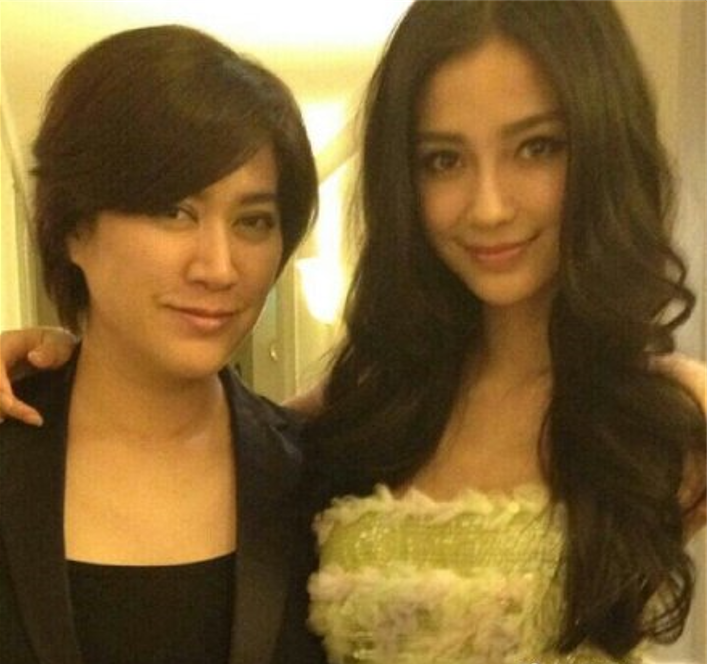 从香港小嫩模,到踢开黄晓明,Angelababy背后的大佬始终深藏不露