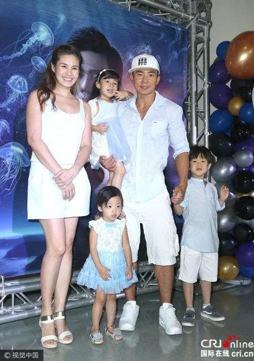 年轻时候的刘畊宏王婉霏，真是郎才女貌哦