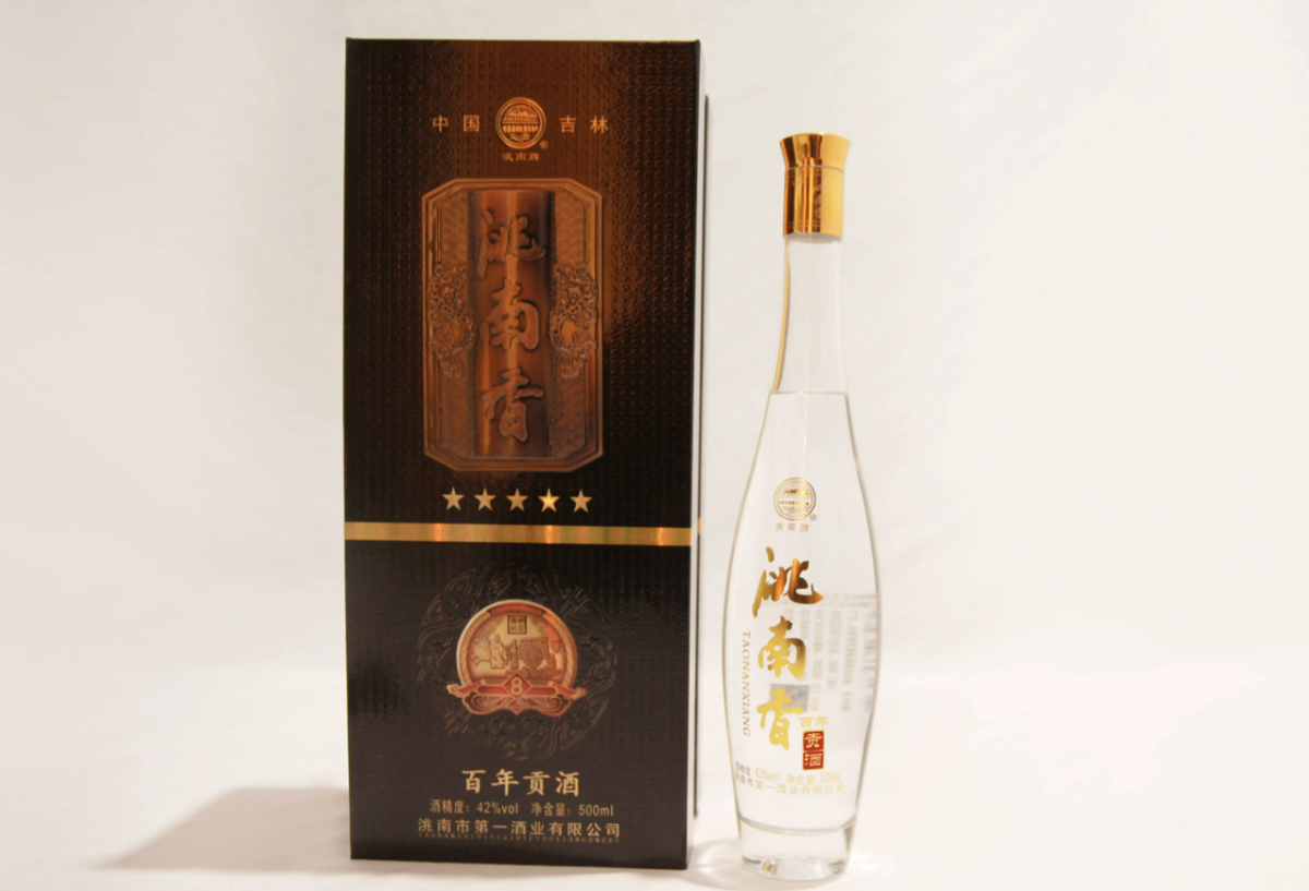 作为北派浓香的核心产区，吉林省的这4款地产名酒，好喝却无人识