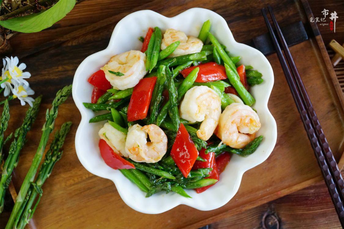 膳食纖維被稱為“長壽營養素”，春天的“菜王”含量高，建議多吃