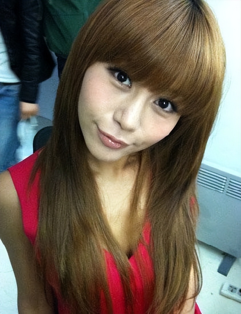 宁坐宝马哭不坐单车笑，立志要嫁豪门的马诺，最后如愿以偿了吗？